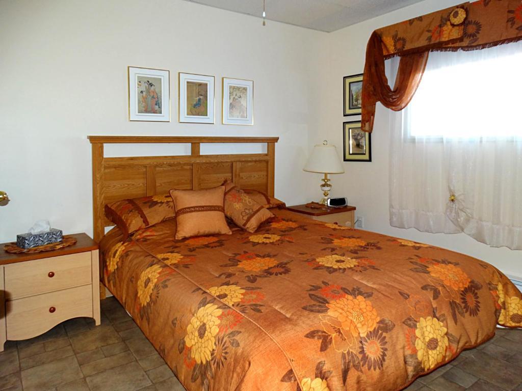 Gite Parfum De Mer Bed And Breakfast Pabos Exterior photo